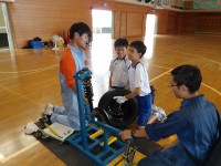 タイヤ8